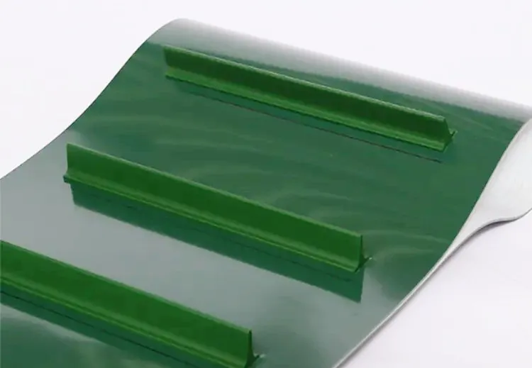 Cleated belt fabrication example