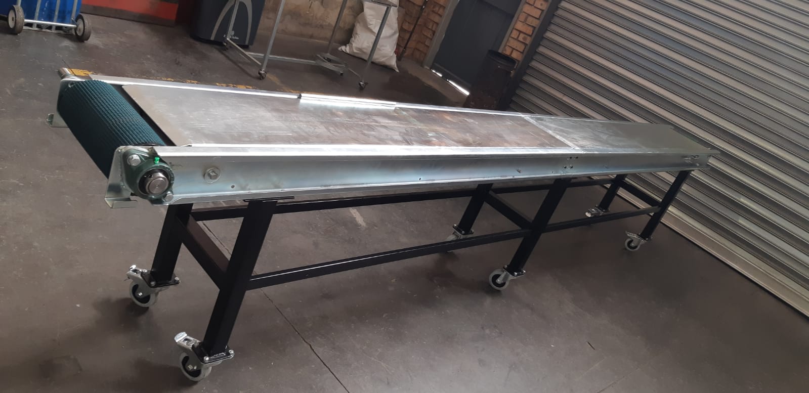 Incline belt conveyor configuration in the conveyor supplies africa gallery